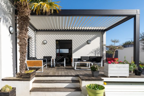 How To Choose The Right Patio Cover?