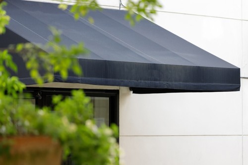 Aluminum vs Fabric Awnings Which Is Right for You