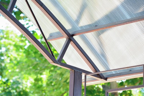 Retractable vs. Fixed Awnings Which Is Right for Your Space